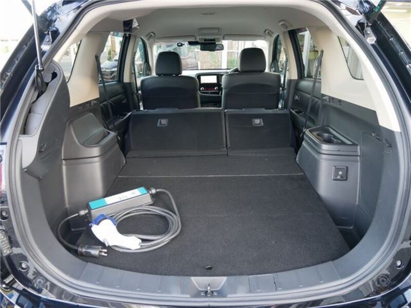 OUTLANDER PHEV