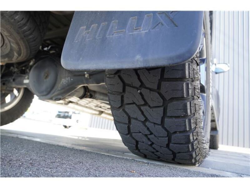 HILUX