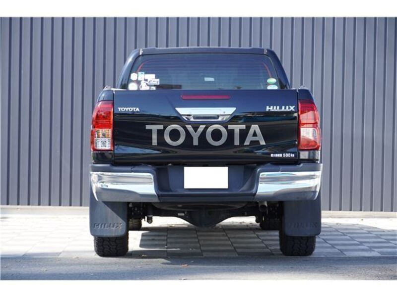 HILUX