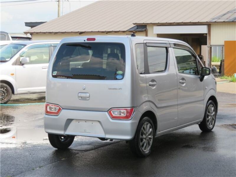 WAGON R
