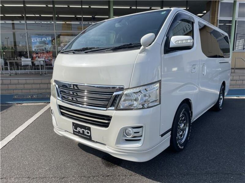 NV350 CARAVAN-0