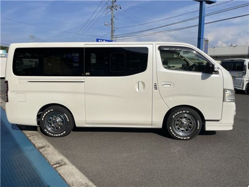 NV350 CARAVAN
