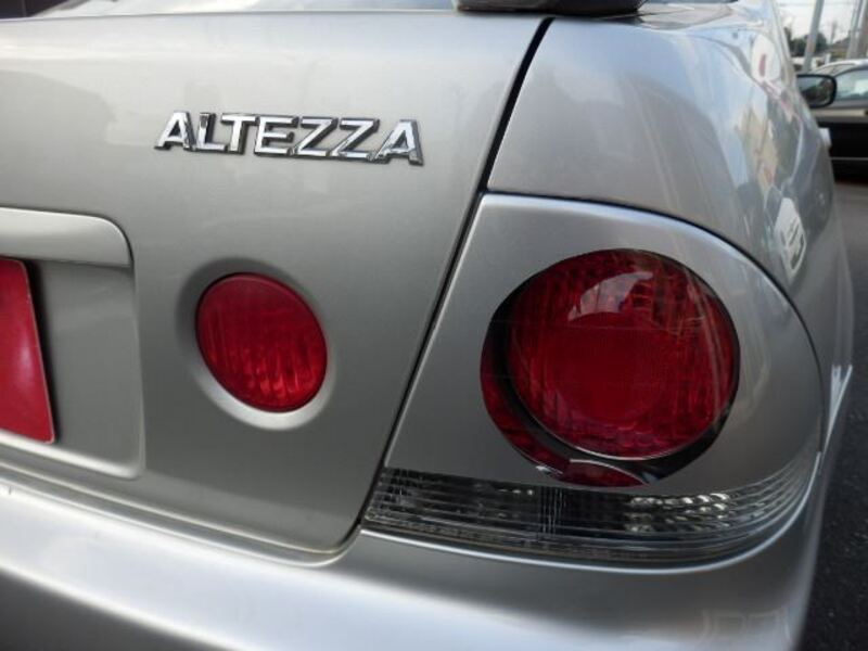 ALTEZZA