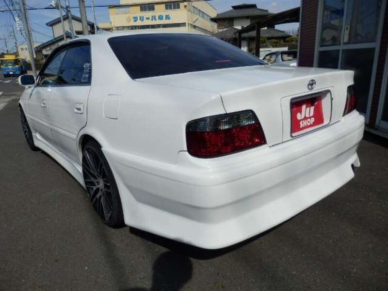 CHASER