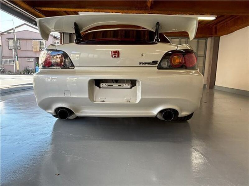S2000