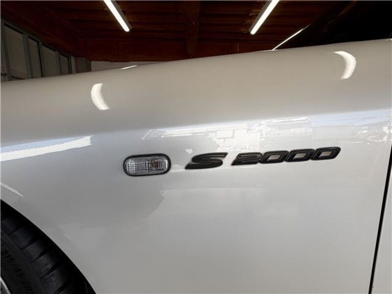 S2000