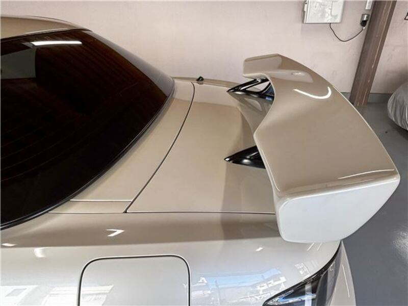 S2000