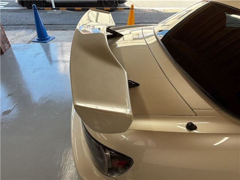S2000