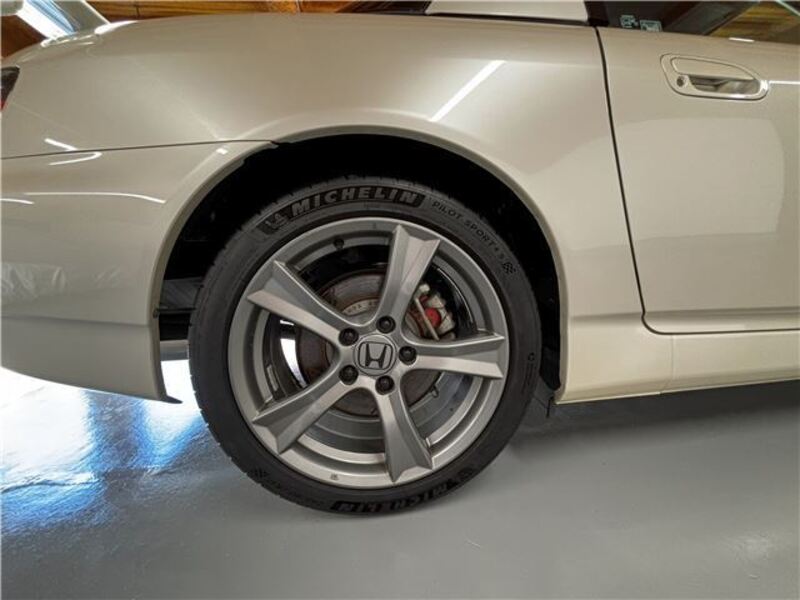 S2000