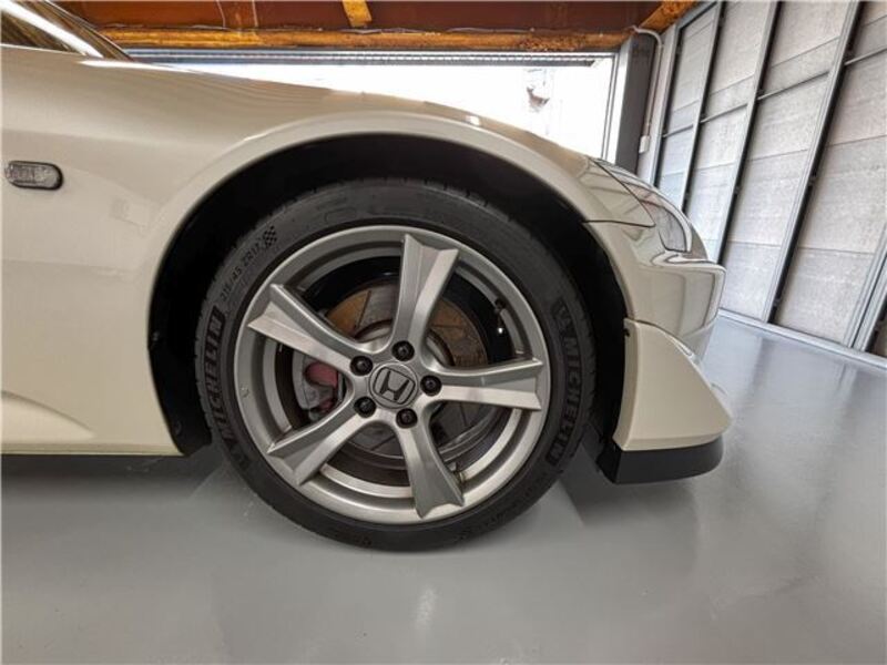 S2000