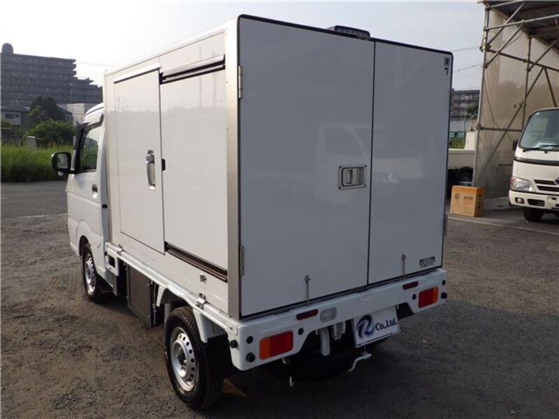 CARRY TRUCK