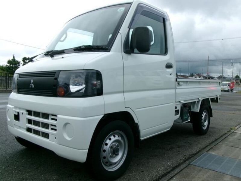 MITSUBISHI MINICAB TRUCK