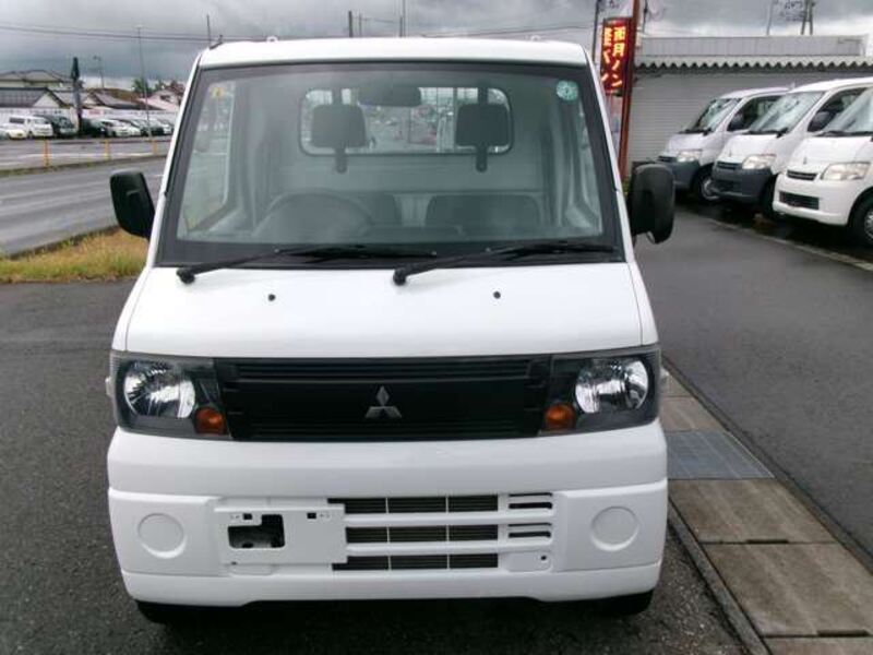 MINICAB TRUCK