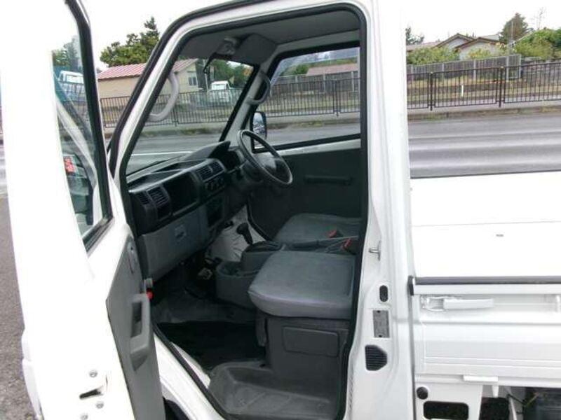 MINICAB TRUCK