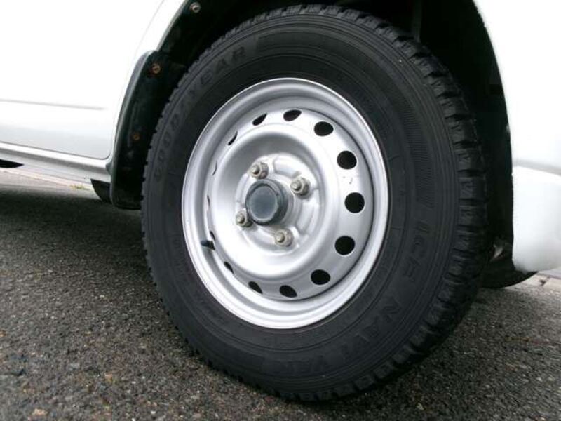 MINICAB TRUCK