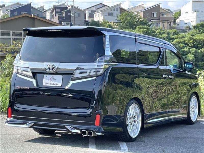VELLFIRE