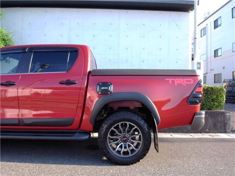 HILUX