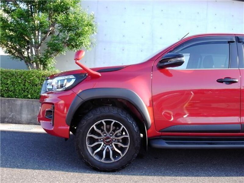 HILUX