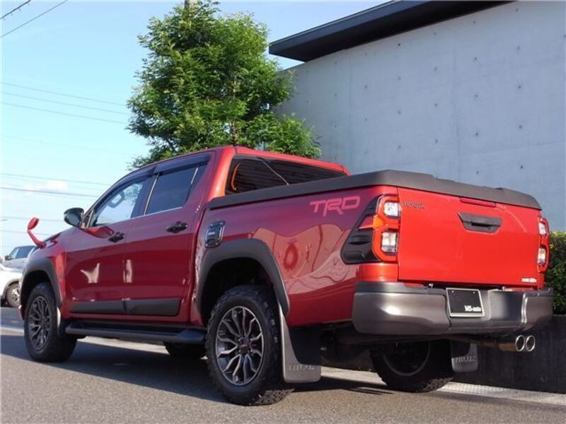 HILUX