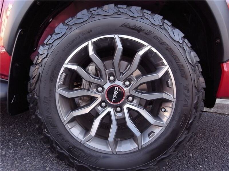HILUX