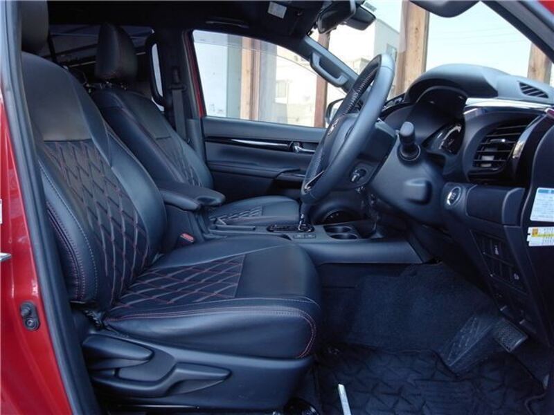 HILUX