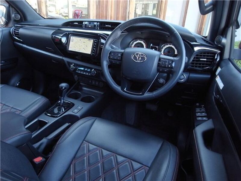 HILUX