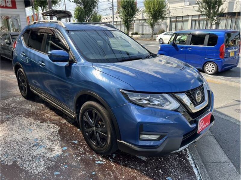 X-TRAIL