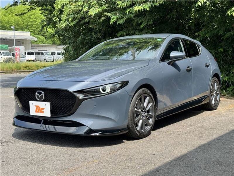 MAZDA3