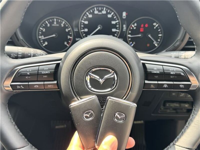 MAZDA3