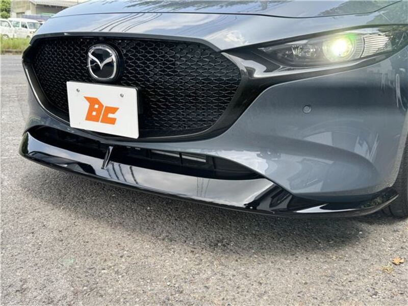 MAZDA3