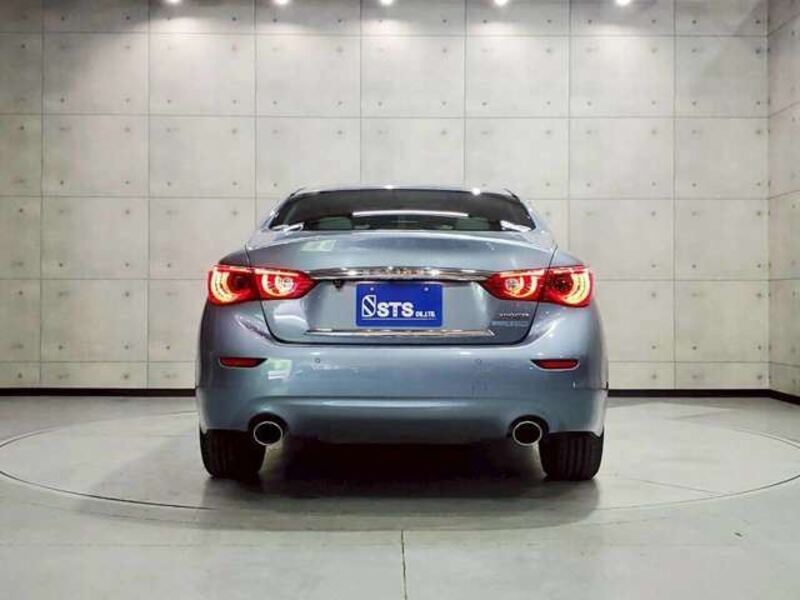 SKYLINE
