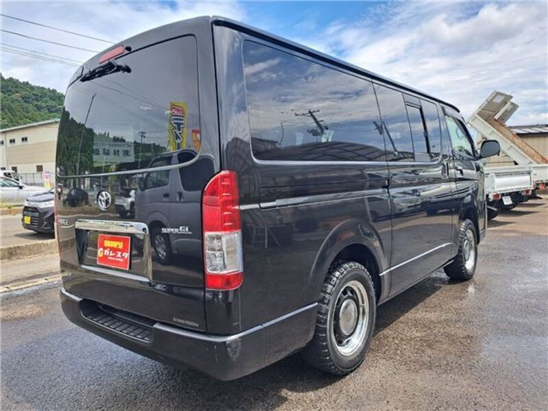 HIACE VAN