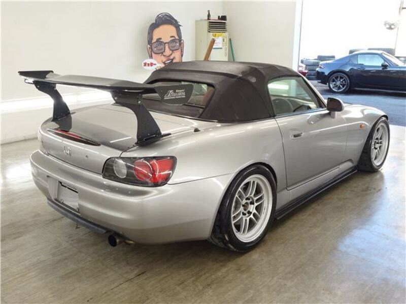 S2000