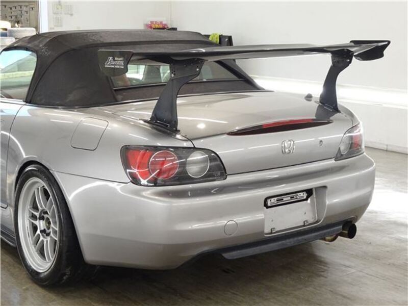 S2000