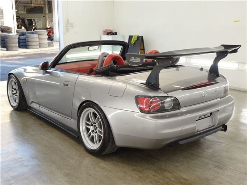 S2000