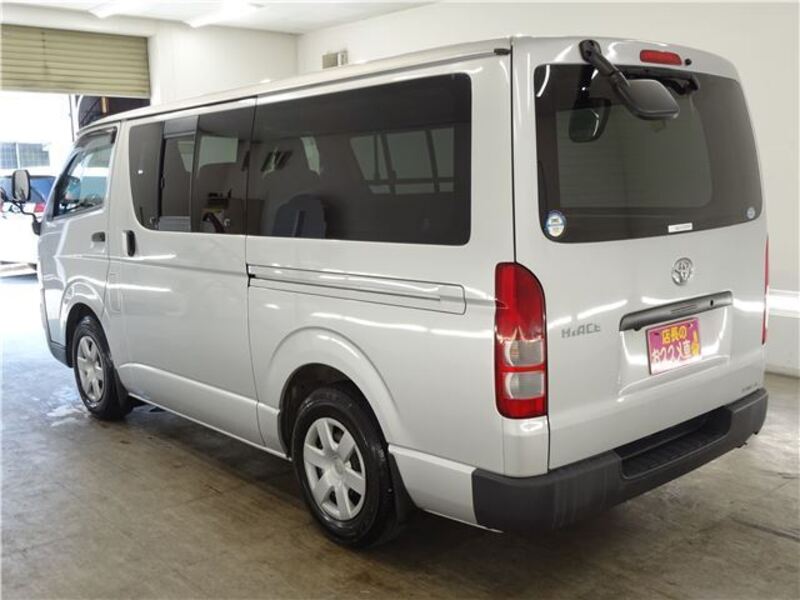 HIACE VAN