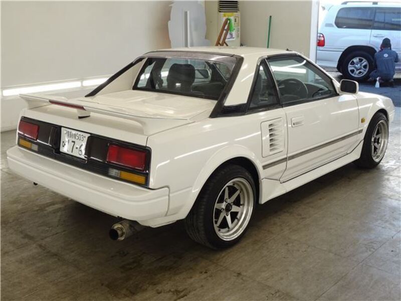 MR2