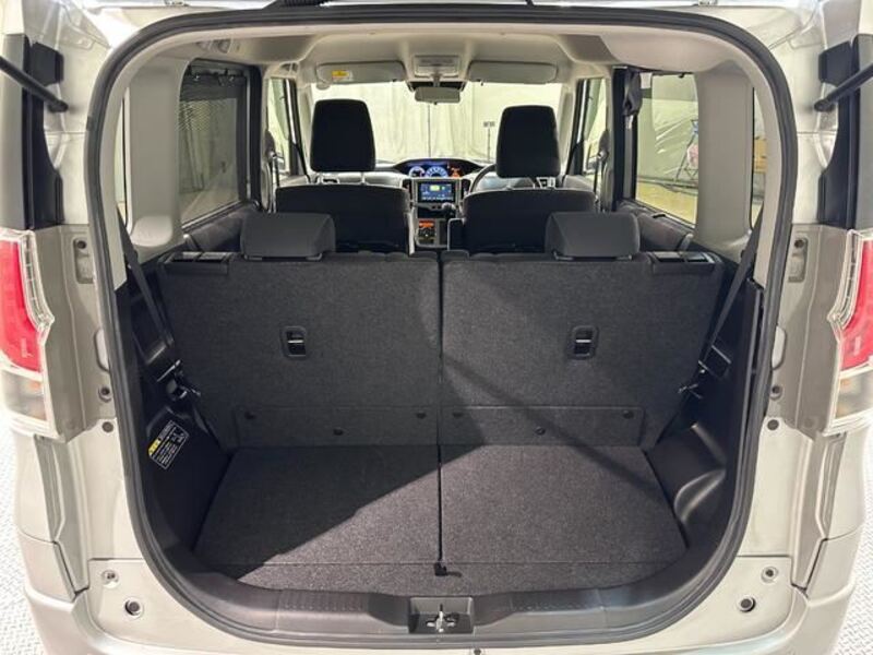 DELICA D2