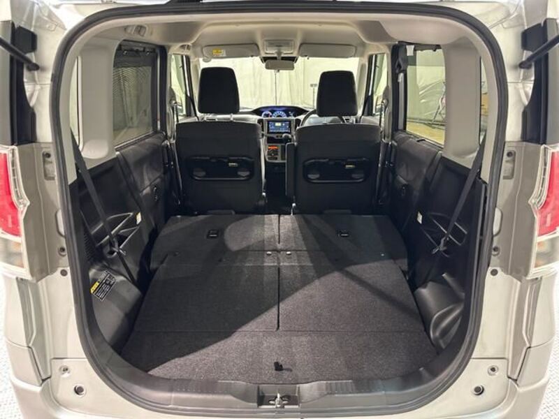 DELICA D2