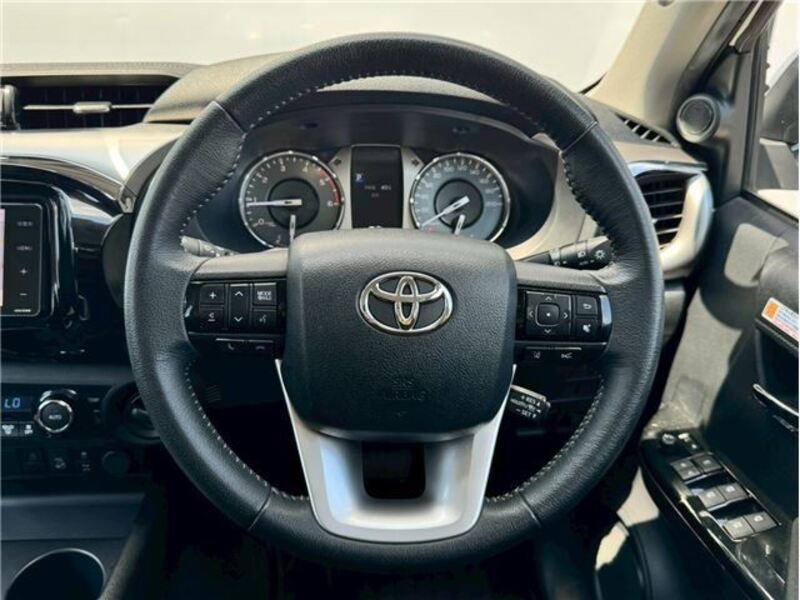 HILUX