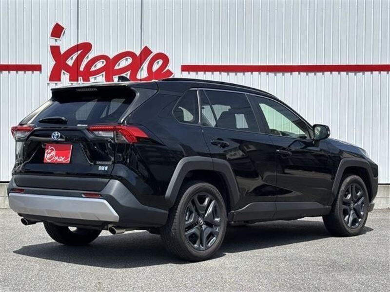 RAV4