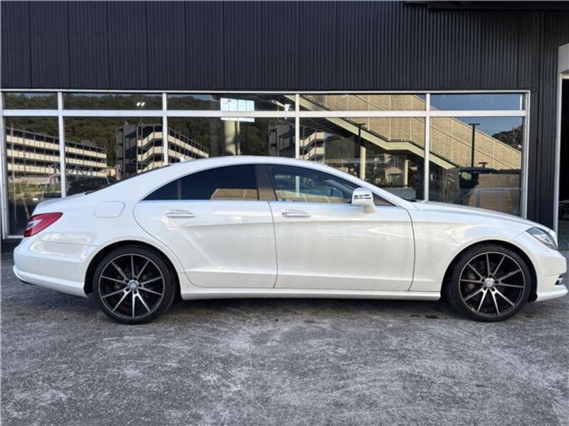 CLS-CLASS