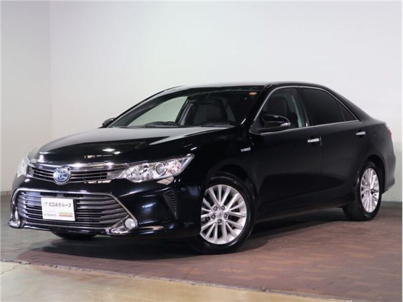 TOYOTA CAMRY