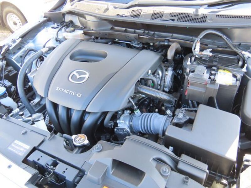 MAZDA2