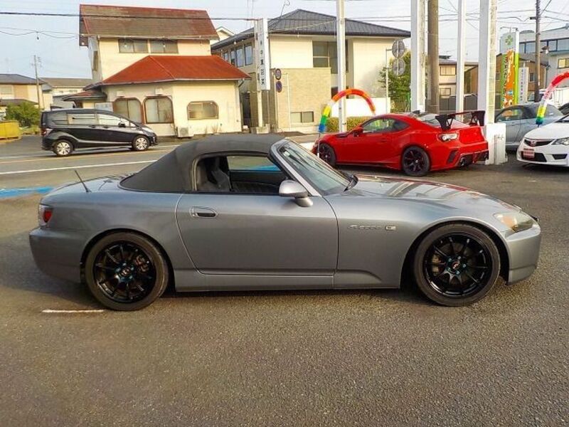S2000