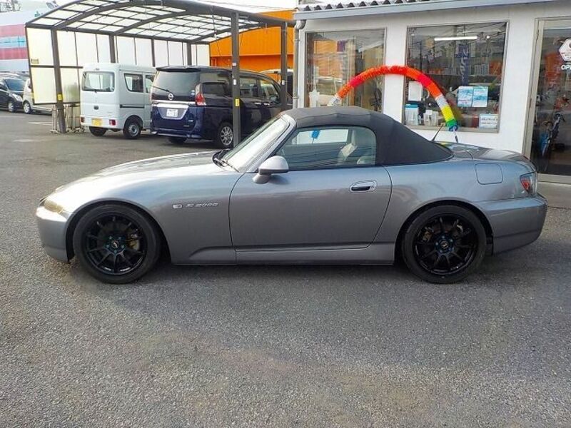 S2000