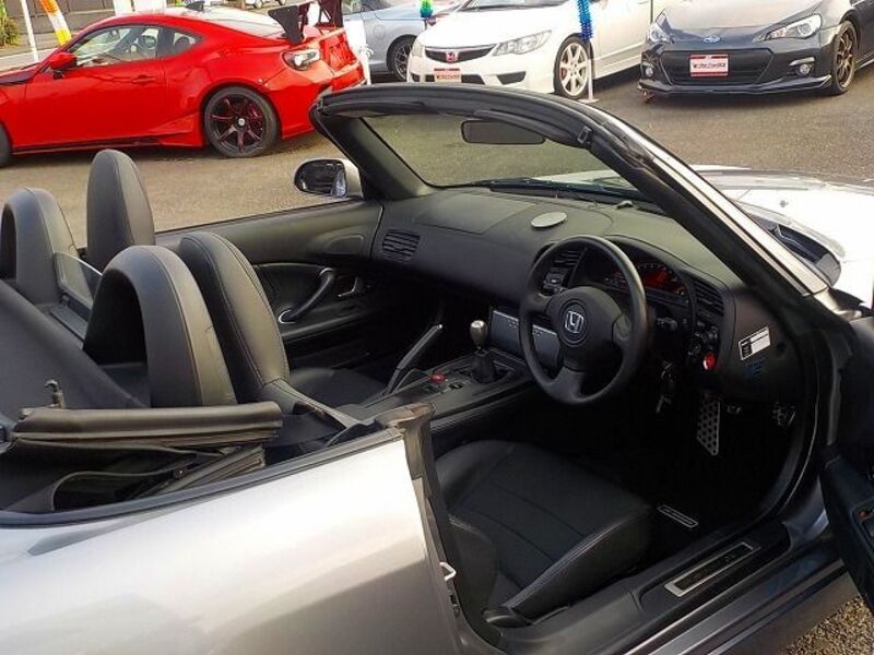 S2000