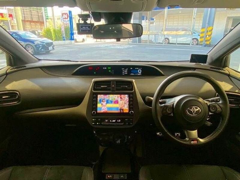 PRIUS PHV