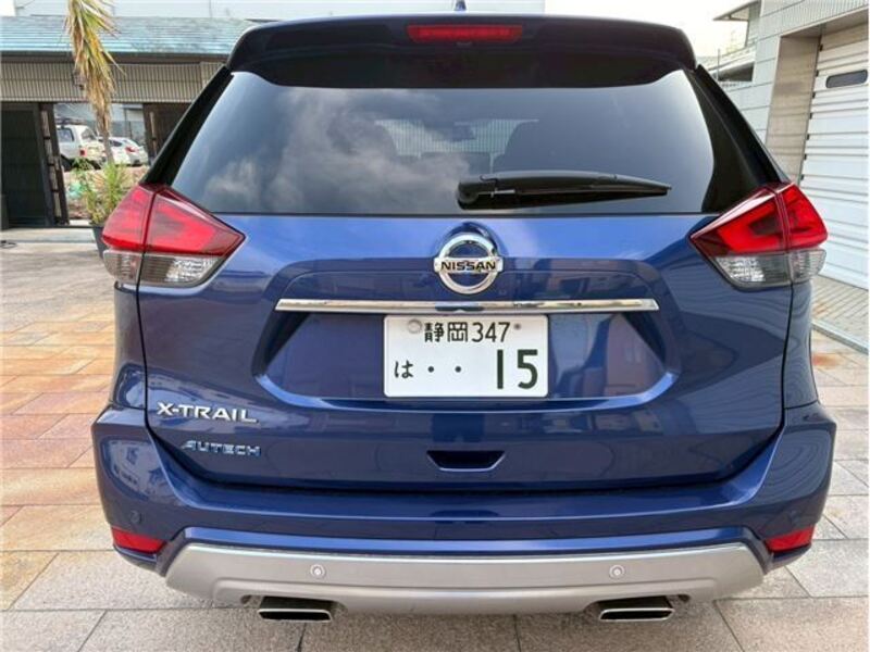X-TRAIL