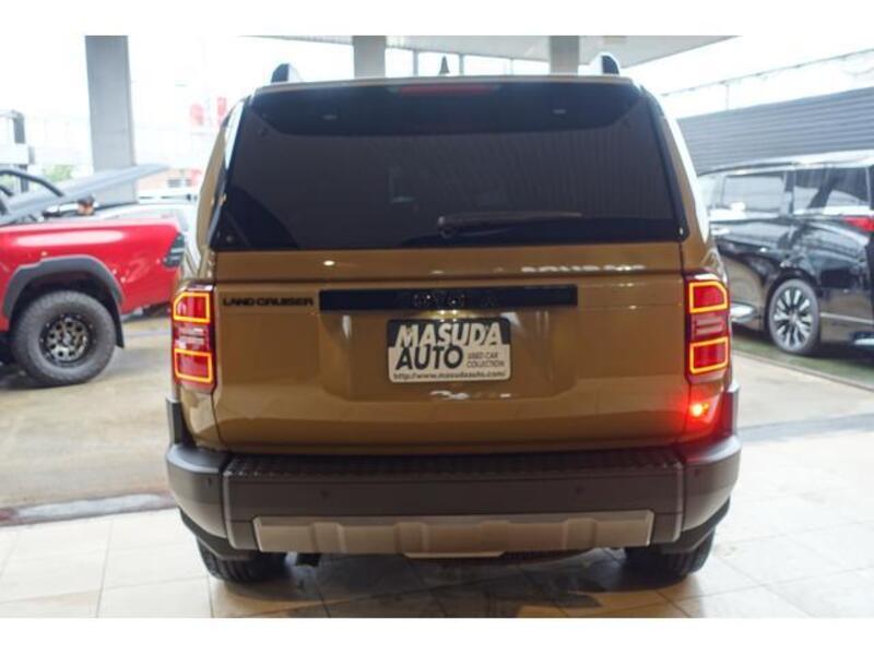 LAND CRUISER 250